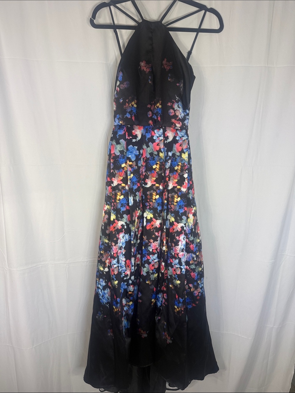 MORGAN & CO BLACK FLORAL HALTER PROM GOWN SZ 1/2 - Picture 3 of 10